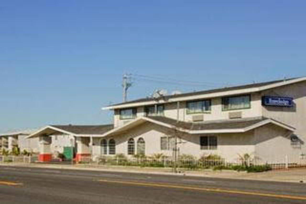 סלינס Steinbeck Lodge מראה חיצוני תמונה