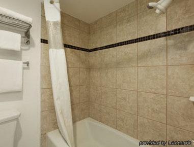 סלינס Steinbeck Lodge מראה חיצוני תמונה